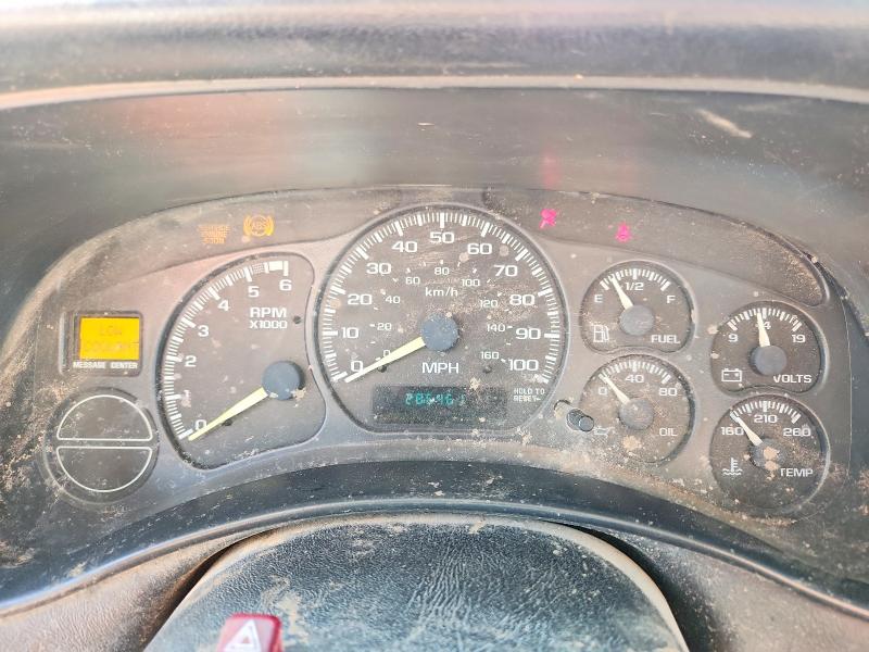 Продаж на аукціоні авто 2000 Chevrolet Silverado, vin: 2GCEC19W1Y1310863, номер лоту: 64318706