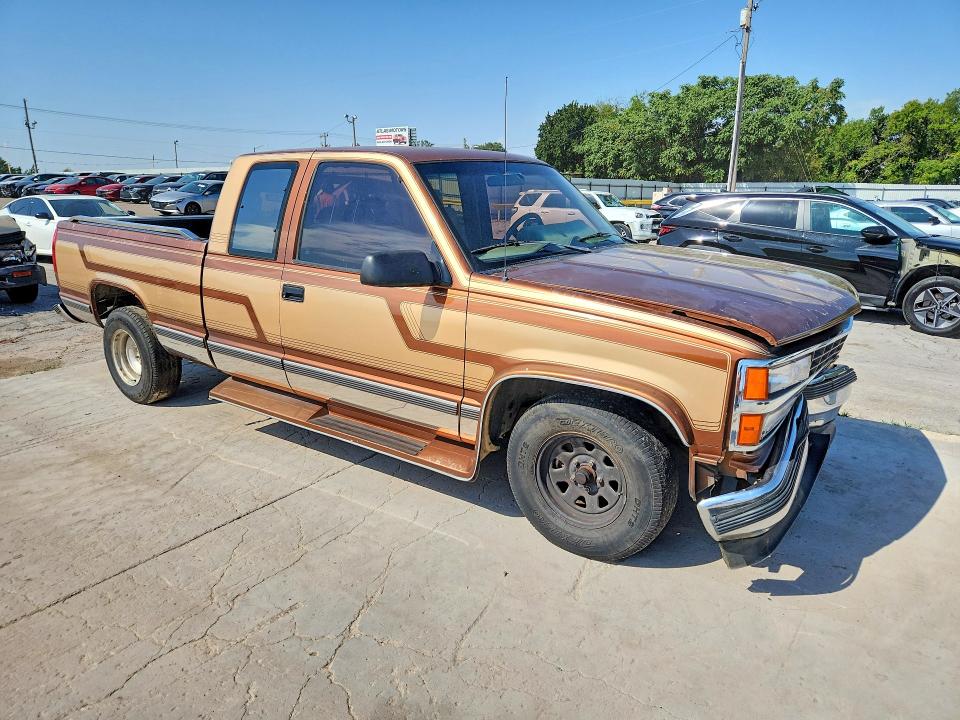 66045996 :رقم المزاد ، 2GCEC19K0L1247860 vin ، 1990 Chevrolet Gmt-400 مزاد بيع