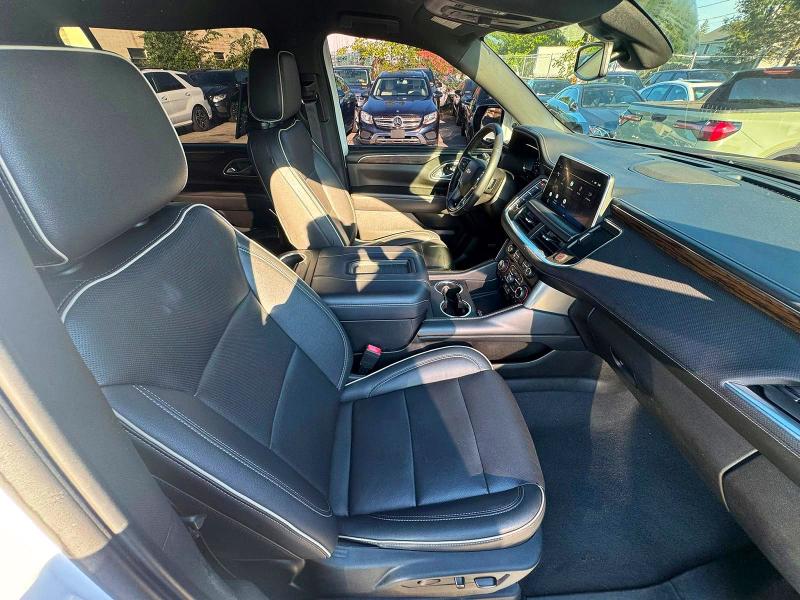 Продажа на аукционе авто 2022 Chevrolet Suburban, vin: 1GNSKFKD2NR207585, номер лота: 64506776