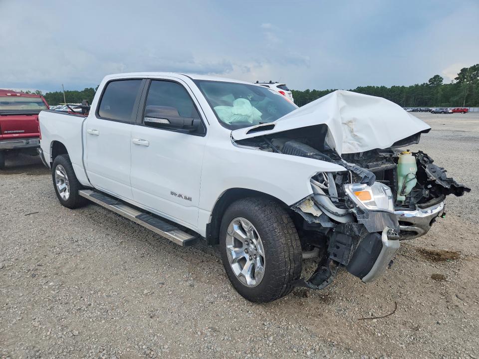 64319766 :رقم المزاد ، 1C6RRFFGXMN561018 vin ، 2021 Ram 1500 مزاد بيع