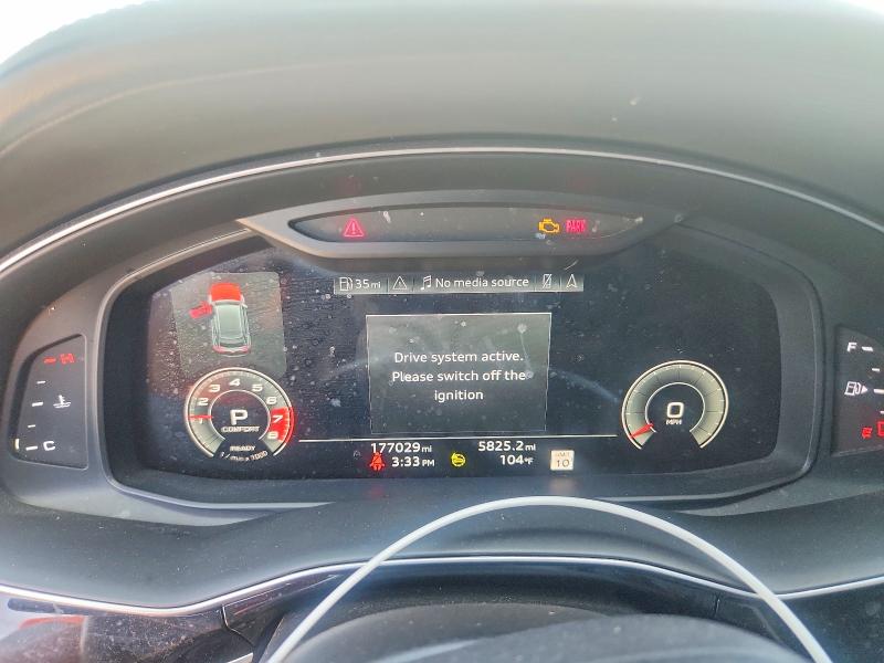 65830696 :رقم المزاد ، WA1FVAF14MD026496 vin ، 2021 Audi Q8 مزاد بيع