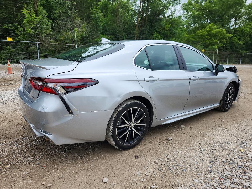 2021 Toyota Camry მანქანა იყიდება აუქციონზე, vin: 4T1G11AK4MU600693, აუქციონის ნომერი: 64368596