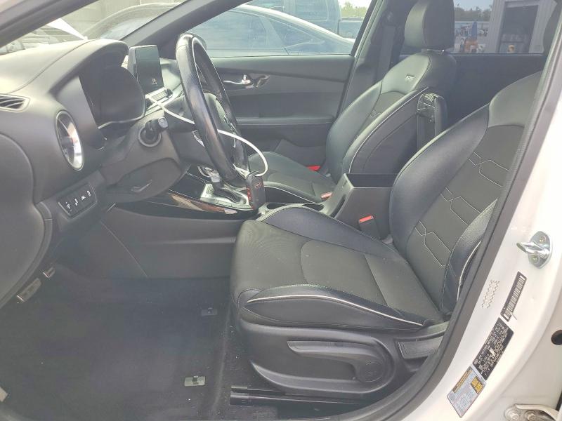2021 Kia Forte მანქანა იყიდება აუქციონზე, vin: 3KPF34ADXME373649, აუქციონის ნომერი: 66841886
