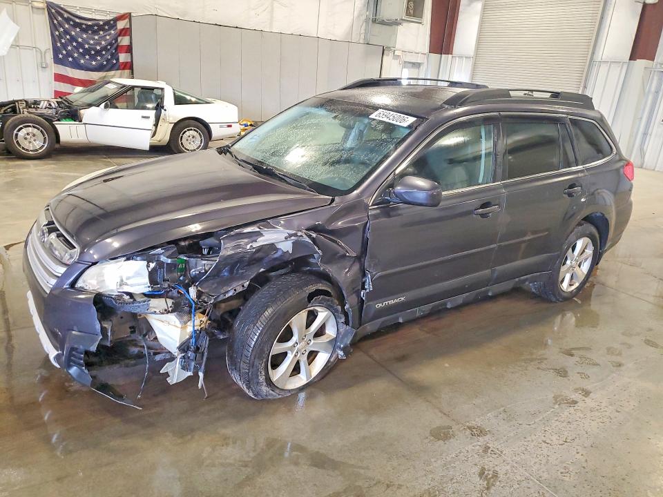 65945006 :رقم المزاد ، 4S4BRBLC9D3249820 vin ، 2013 Subaru Outback مزاد بيع
