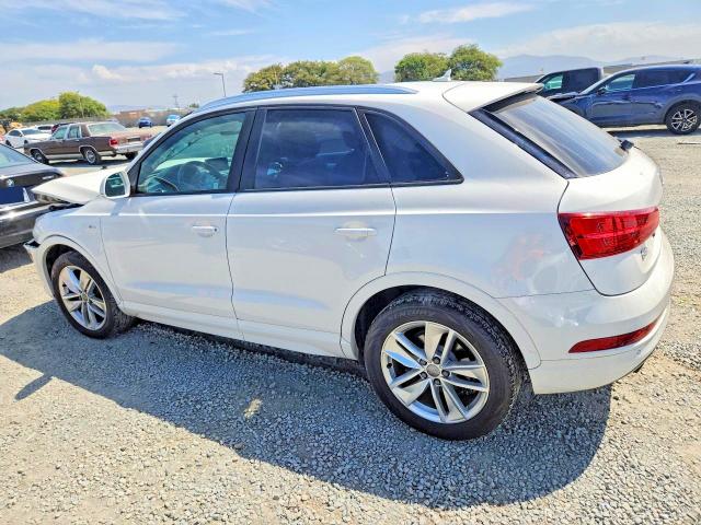 66767696 :رقم المزاد ، WA1BCCFS4JR027753 vin ، 2018 Audi Q3 مزاد بيع