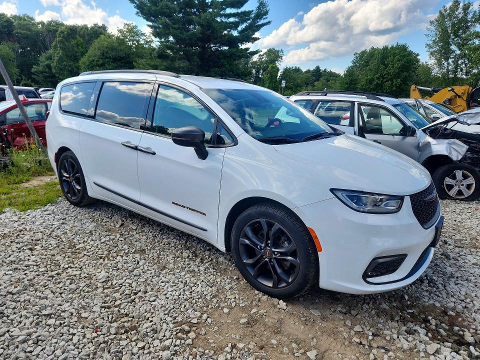 65095036 :رقم المزاد ، 2C4RC1BG3RR133594 vin ، 2024 Chrysler Pacifica مزاد بيع