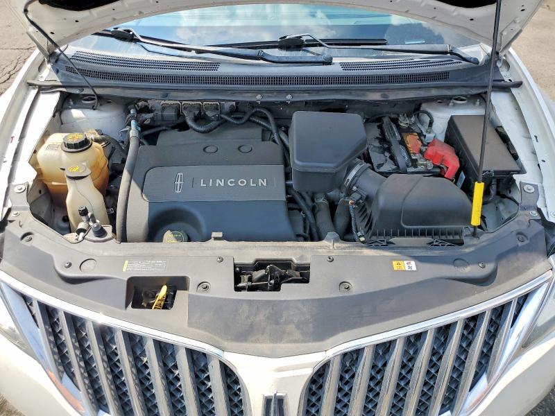 2015 Lincoln Mkx მანქანა იყიდება აუქციონზე, vin: 2LMDJ8JKXFBL25744, აუქციონის ნომერი: 64816466