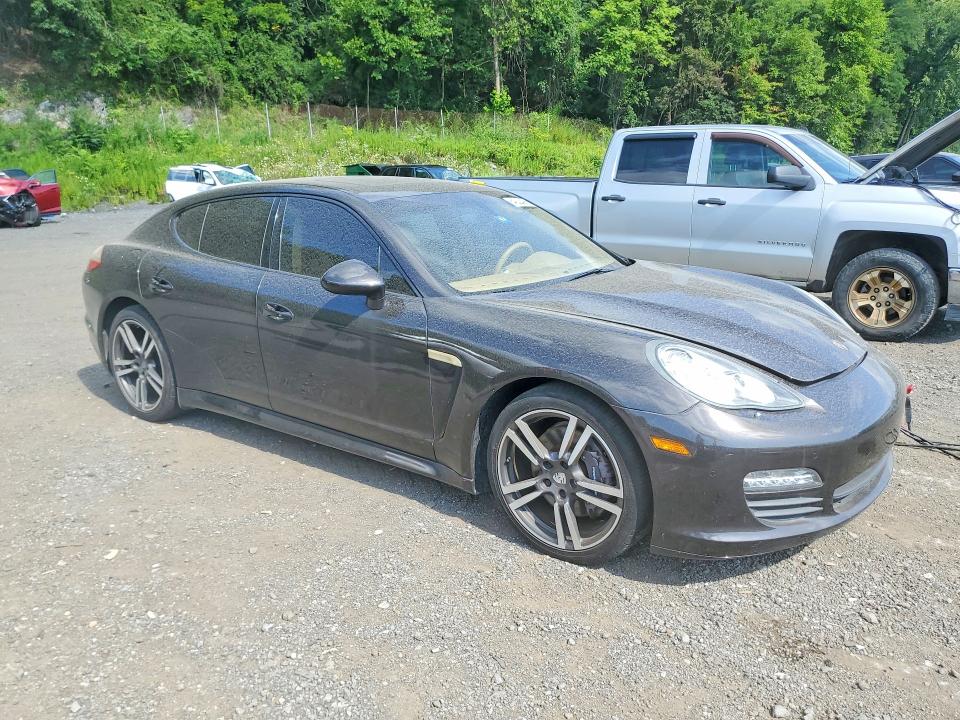 64222406 :رقم المزاد ، WP0AA2A75CL072582 vin ، 2012 Porsche Panamera مزاد بيع