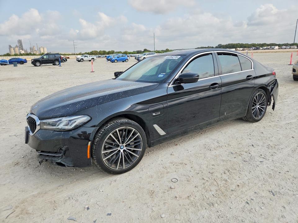 63364276 :رقم المزاد ، WBA33AG09NCH72535 vin ، 2022 Bmw 530 مزاد بيع