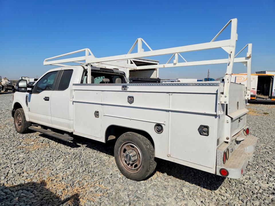 2022 Ford F350 მანქანა იყიდება აუქციონზე, vin: 1FD8X3EN7NEC89369, აუქციონის ნომერი: 64328926