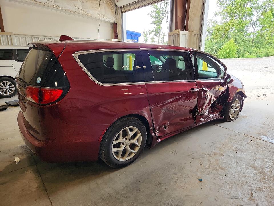 Aukcja sprzedaży 2019 Chrysler Pacifica, vin: 2C4RC1FGXKR550890, numer aukcji: 64068076