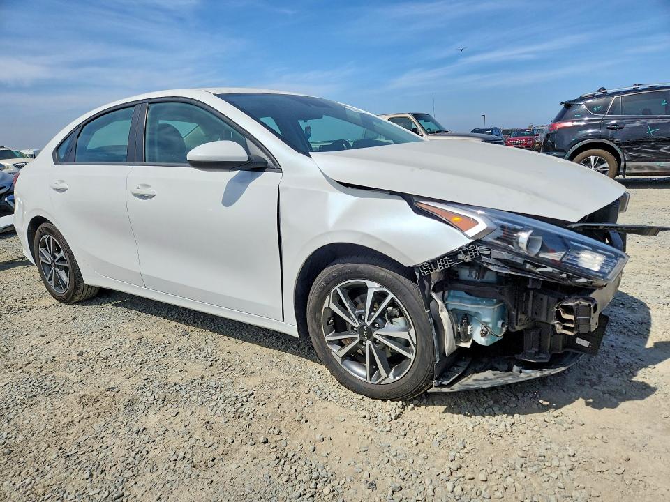 Продажа на аукционе авто 2022 Kia Forte, vin: 3KPF24AD7NE432788, номер лота: 63412296