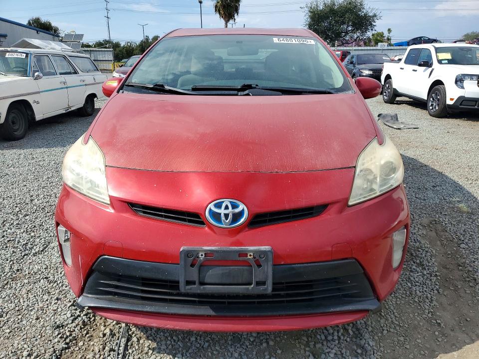 64801096 :رقم المزاد ، JTDKN3DU5E1750102 vin ، 2014 Toyota Prius مزاد بيع