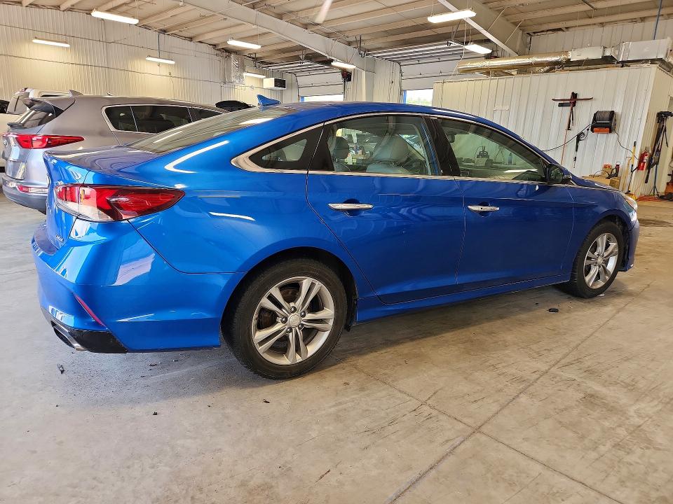 63484966 :رقم المزاد ، 5NPE34AF8JH627492 vin ، 2018 Hyundai Sonata مزاد بيع