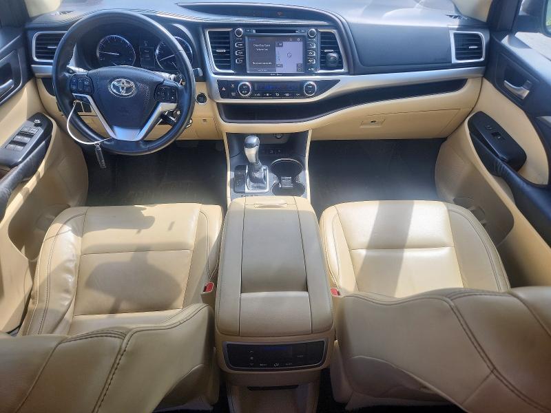 64371046 :رقم المزاد ، 5TDJKRFH0FS114232 vin ، 2015 Toyota Highlander مزاد بيع
