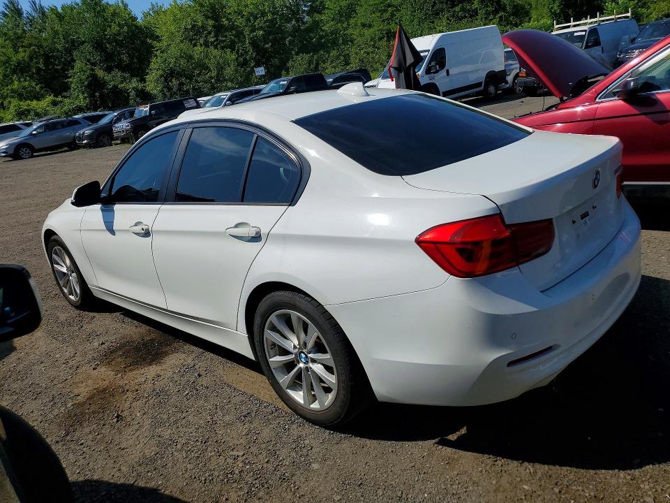 Продаж на аукціоні авто 2017 Bmw 320, vin: WBA8E1G59HNU14479, номер лоту: 63987266