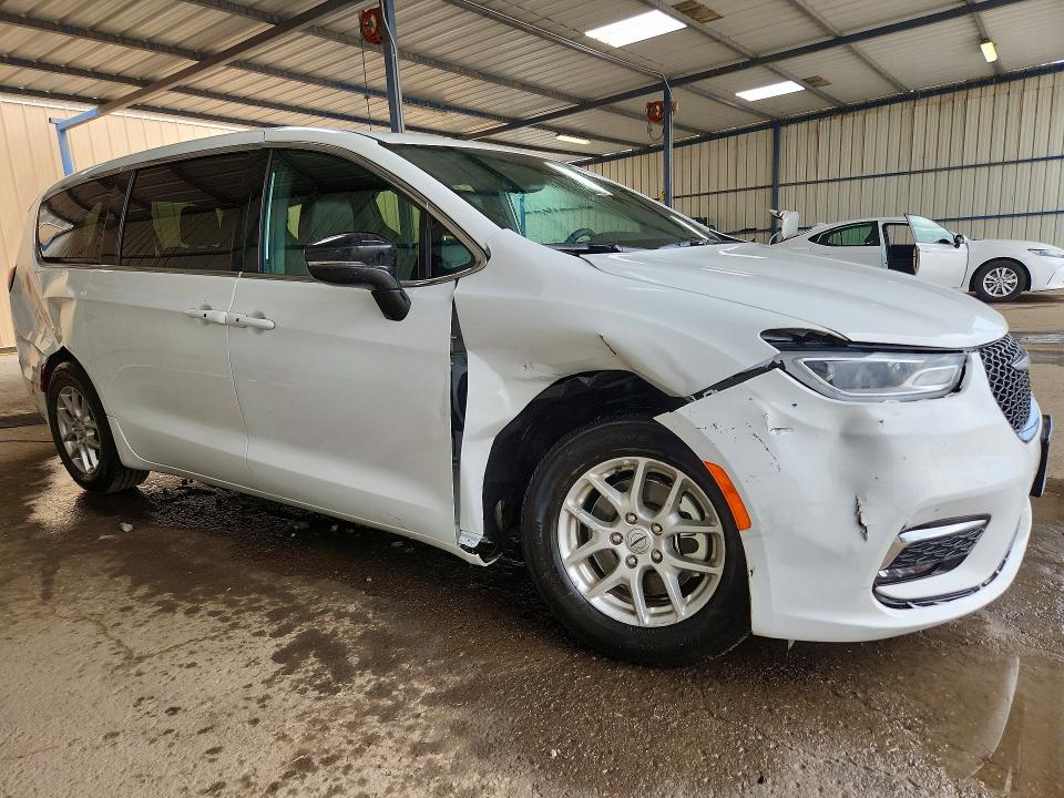 65113006 :رقم المزاد ، 2C4RC1BGXSR532525 vin ، 2025 Chrysler Pacifica مزاد بيع