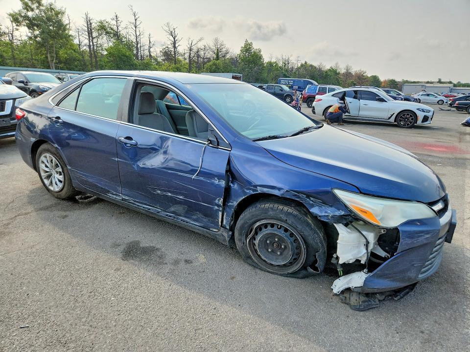 Продаж на аукціоні авто 2015 Toyota Camry, vin: 4T4BF1FK8FR490759, номер лоту: 64893896