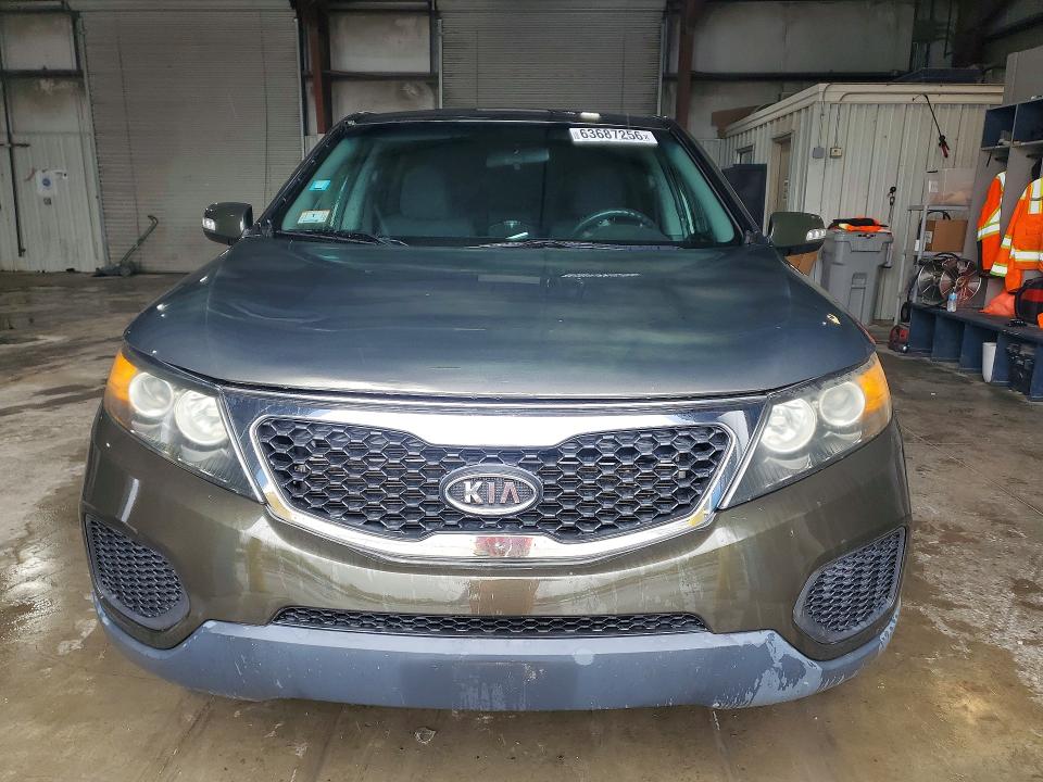 Продажа на аукционе авто 2011 Kia Sorento, vin: 5XYKTCA1XBG140174, номер лота: 63687256