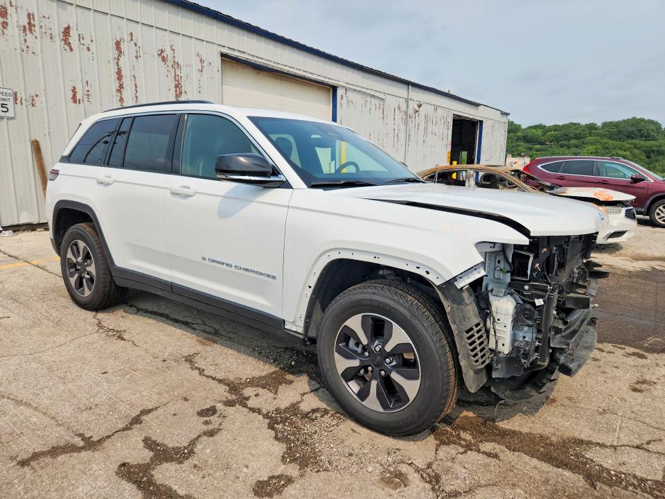 2024 Jeep Grand Cherokee მანქანა იყიდება აუქციონზე, vin: 1C4RJYB68RC142757, აუქციონის ნომერი: 64191926