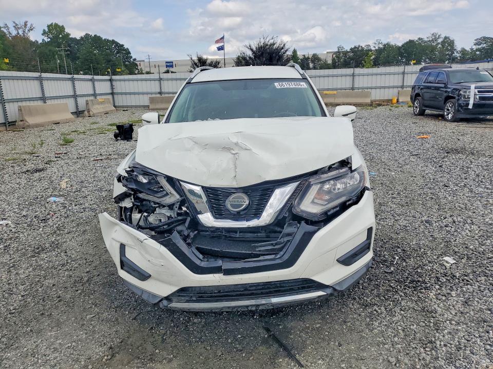 66197486 :رقم المزاد ، KNMAT2MVXJP558976 vin ، 2018 Nissan Rogue مزاد بيع