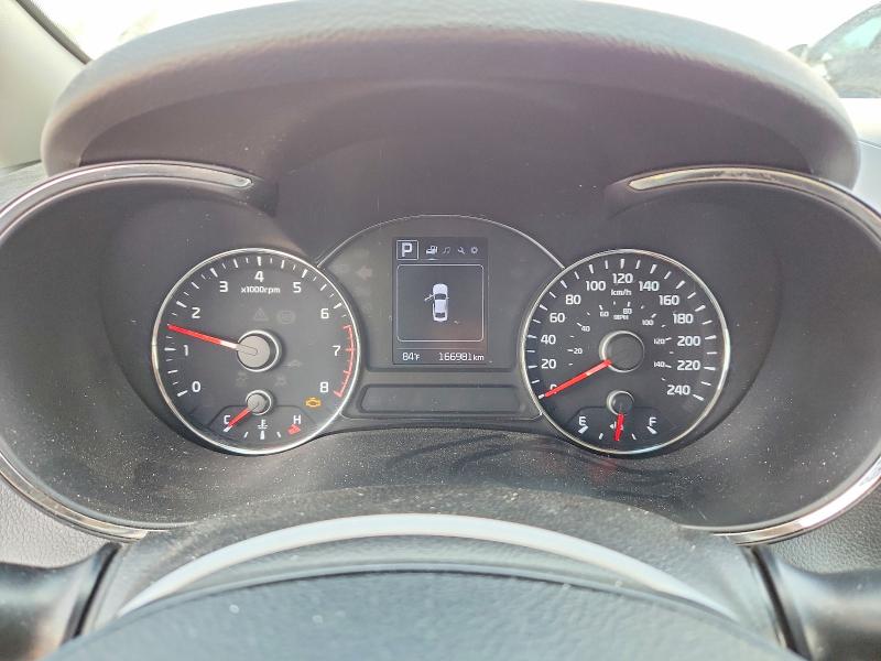 63701006 :رقم المزاد ، 3KPFL4A70JE195949 vin ، 2018 Kia Forte مزاد بيع