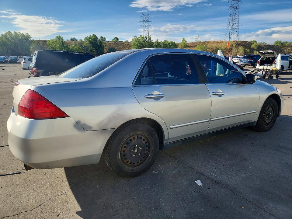 61043756 :رقم المزاد ، JHMCM56477C004384 vin ، 2007 Honda Accord مزاد بيع