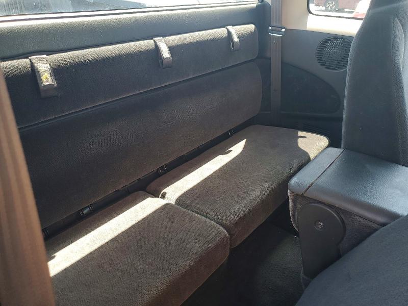 65591836 :رقم المزاد ، 1B7GL42N42S500546 vin ، 2002 Dodge Dakota مزاد بيع