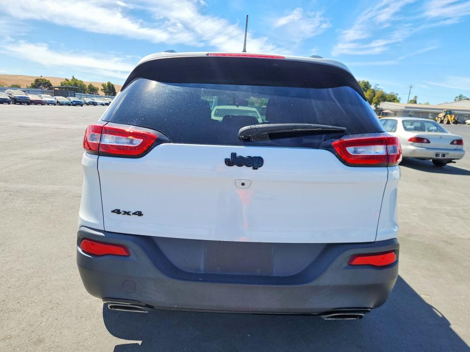 66500016 :رقم المزاد ، 1C4PJMCX2JD509268 vin ، 2018 Jeep Cherokee مزاد بيع