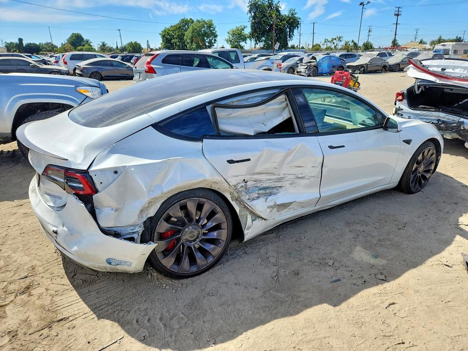 65379906 :رقم المزاد ، 5YJ3E1EC1MF935929 vin ، 2021 Tesla Model 3 مزاد بيع