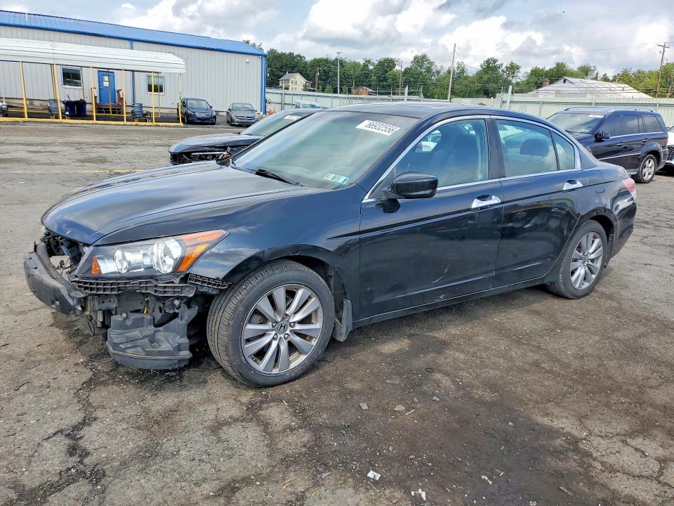 66932556 :رقم المزاد ، 1HGCP3F83CA002803 vin ، 2012 Honda Accord مزاد بيع