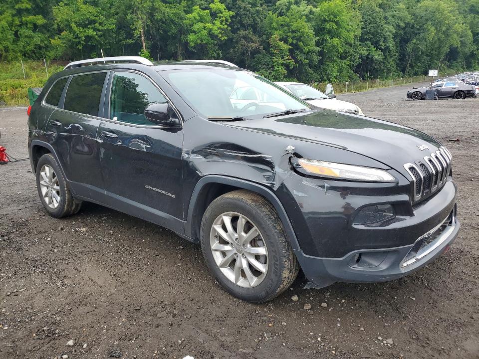 64233766 :رقم المزاد ، 1C4PJMDS3GW286223 vin ، 2016 Jeep Cherokee مزاد بيع
