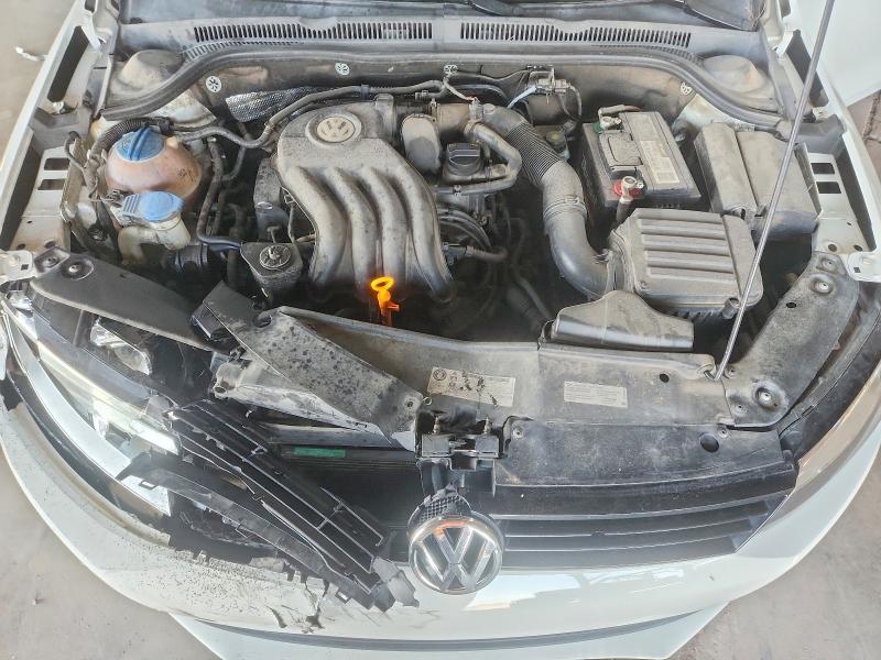 64798926 :رقم المزاد ، 3VW2K7AJ3DM380776 vin ، 2013 Volkswagen Jetta مزاد بيع