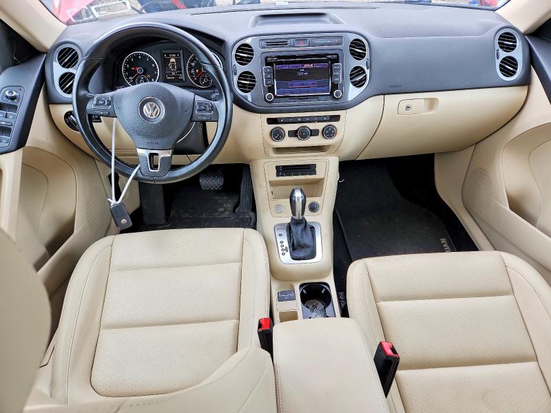 63878656 :رقم المزاد ، WVGBV7AX4FW098949 vin ، 2015 Volkswagen Tiguan مزاد بيع