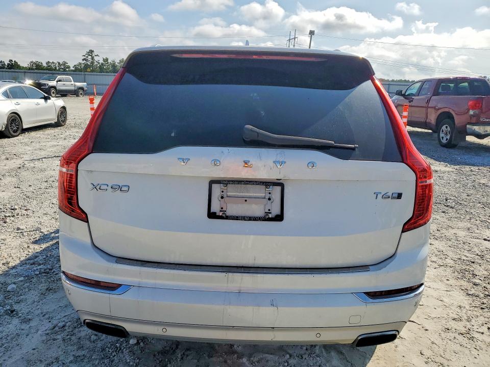 64056566 :رقم المزاد ، YV4A22PL0H1163552 vin ، 2017 Volvo Xc90 مزاد بيع