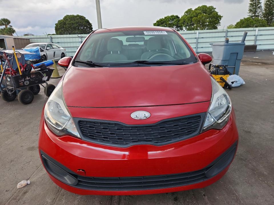 66901056 :رقم المزاد ، KNADM4A30E6370744 vin ، 2014 Kia Rio مزاد بيع