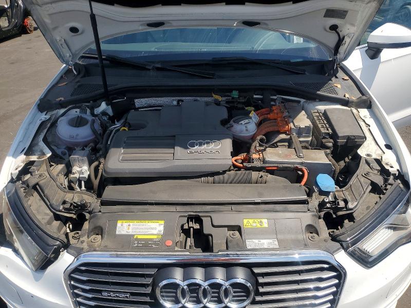 Продаж на аукціоні авто 2016 Audi A3, vin: WAUTPBFF6GA129152, номер лоту: 64405616