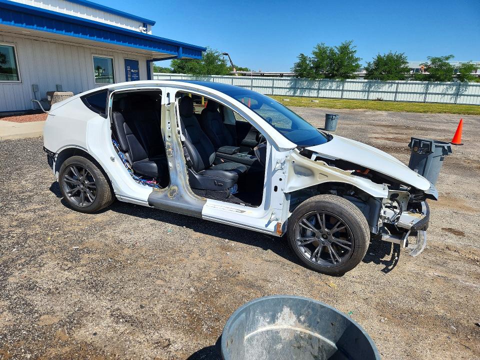 Aukcja sprzedaży 2024 Tesla Model Y, vin: 7SAYGDEE9RF169588, numer aukcji: 63692246