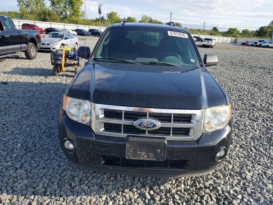 67073936 :رقم المزاد ، 1FMCU9D77CKB99467 vin ، 2012 Ford Escape مزاد بيع