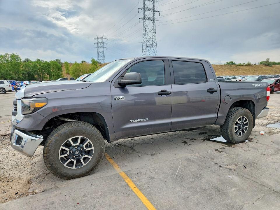 63929026 :رقم المزاد ، 5TFDW5F16FX437515 vin ، 2015 Toyota Tundra مزاد بيع