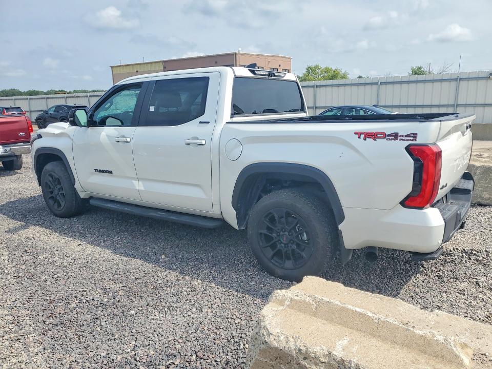 64314716 :رقم المزاد ، 5TFWC5DB3RX077394 vin ، 2024 Toyota Tundra مزاد بيع