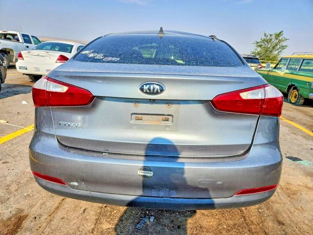 64617816 :رقم المزاد ، KNAFX4A69G5592279 vin ، 2016 Kia Forte مزاد بيع
