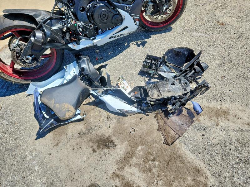63853106 :رقم المزاد ، JS1GR7MA6S7100964 vin ، 2025 Suzuki Gsx-r750 مزاد بيع