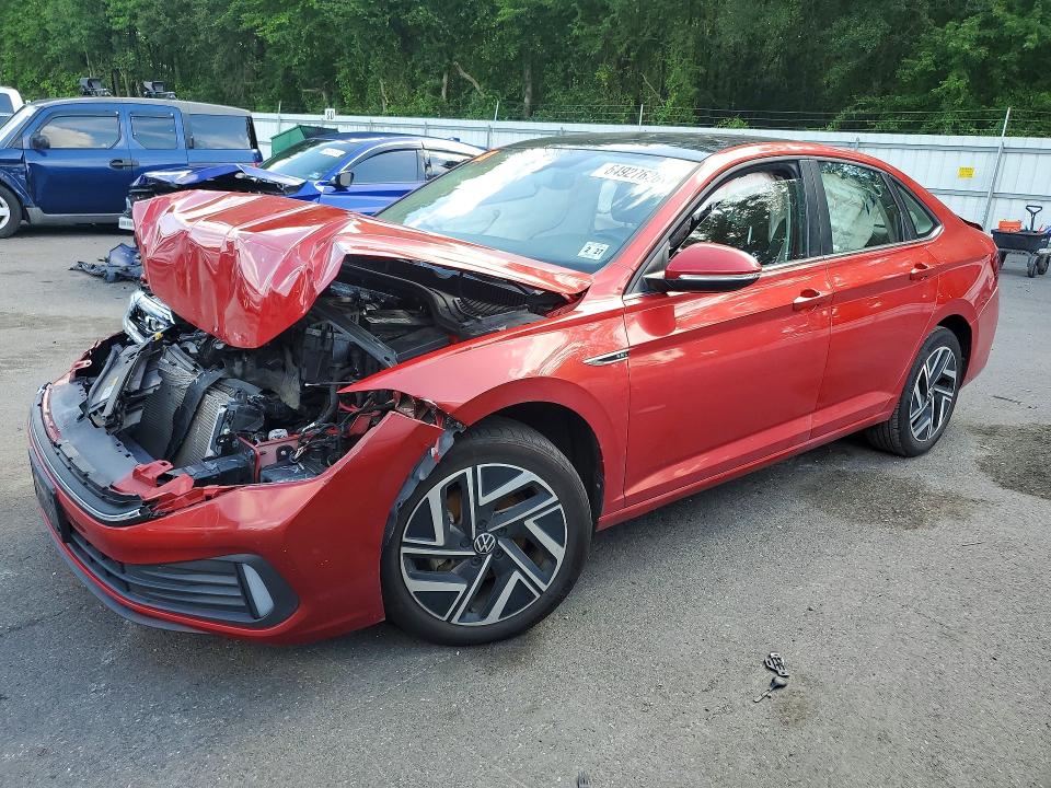 64927626 :رقم المزاد ، 3VWGM7BU0NM032637 vin ، 2022 Volkswagen Jetta مزاد بيع