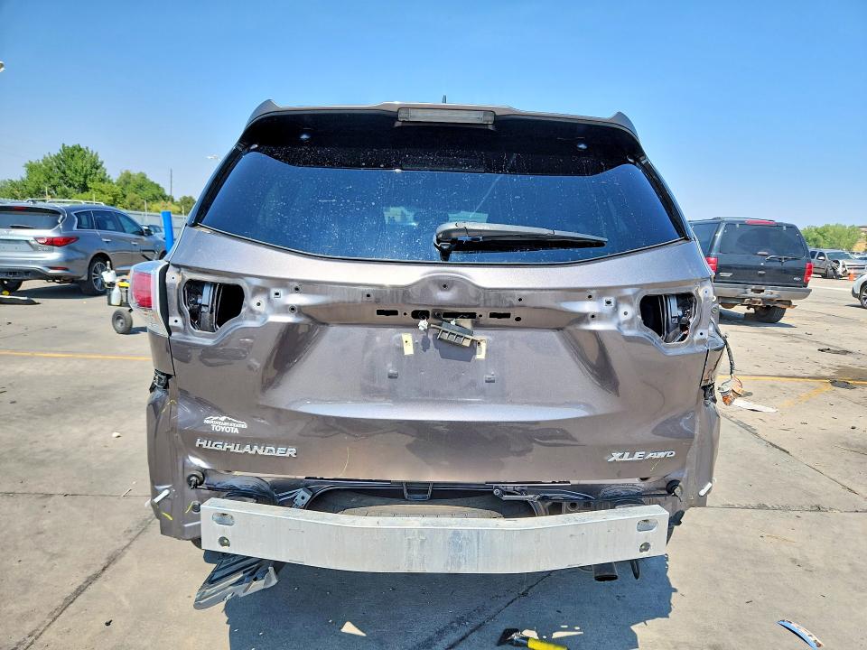 Aukcja sprzedaży 2016 Toyota Highlander, vin: 5TDJKRFH8GS267359, numer aukcji: 63912516