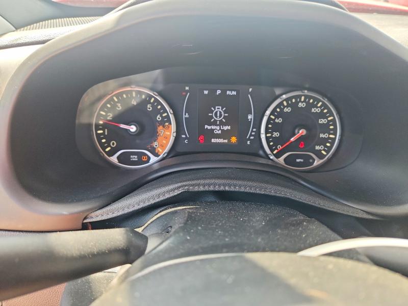 2018 Jeep Renegade მანქანა იყიდება აუქციონზე, vin: ZACCJBAB4JPH79999, აუქციონის ნომერი: 66635986