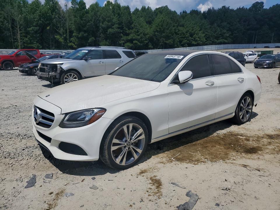64943716 :رقم المزاد ، WDDWF4KB2JR403981 vin ، 2018 Mercedes-benz C مزاد بيع