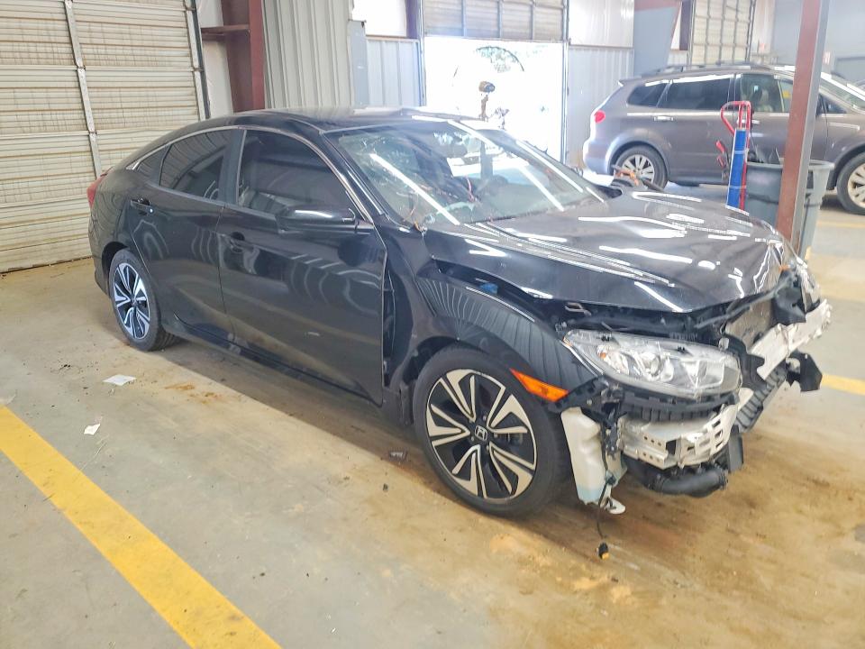 Продажа на аукционе авто 2018 Honda Civic, vin: JHMFC1F30JX010768, номер лота: 66002866