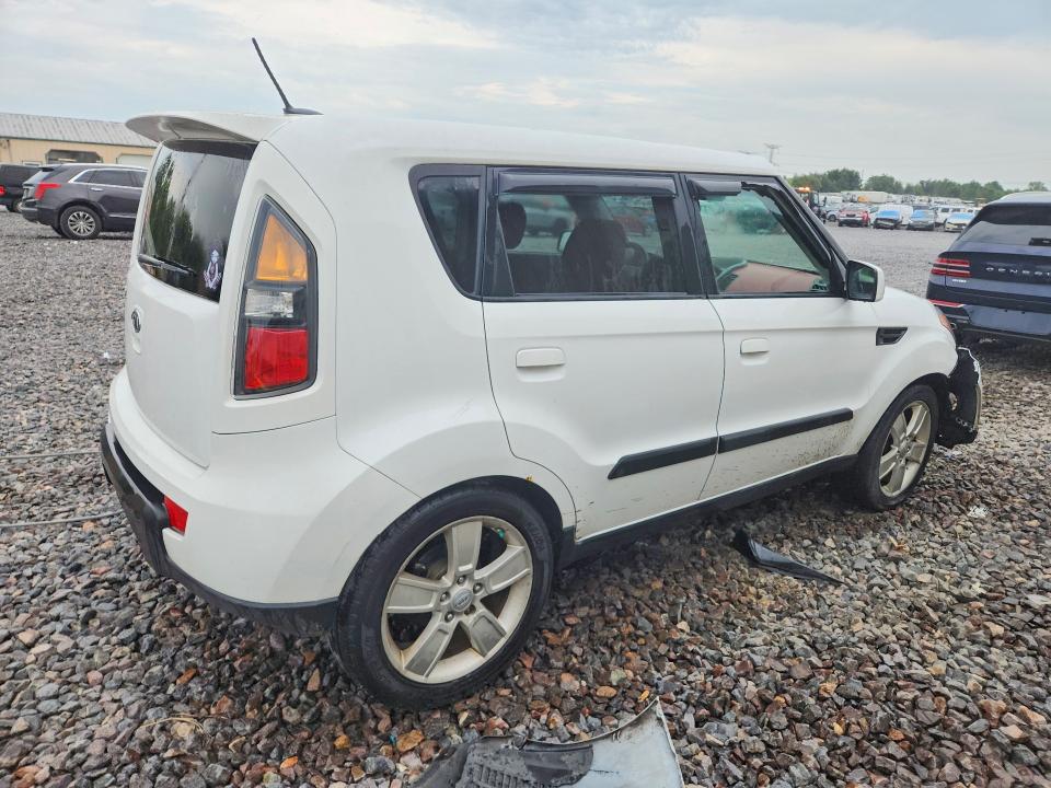 64657346 :رقم المزاد ، KNDJT2A27A7701179 vin ، 2010 Kia Soul مزاد بيع