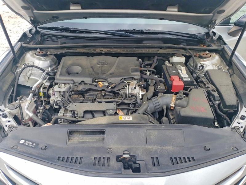67133826 :رقم المزاد ، 4T1G11AK2LU327221 vin ، 2020 Toyota Camry مزاد بيع